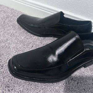Stacy Adams Black Loafers Sleek Slip-On Design